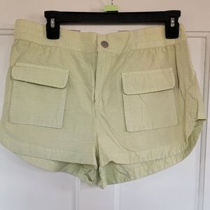 URBAN OUTFITTERS Light Green Cargo Shorts